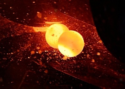 Médias de meulage en acier forgé à haute teneur en manganèse Boules de fer pour moulin à billes