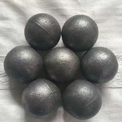 Billes d'acier de boule de médias de meulage en acier laminées à chaud de 20mm-130mm pour le ciment de broyeur à boulets de mine