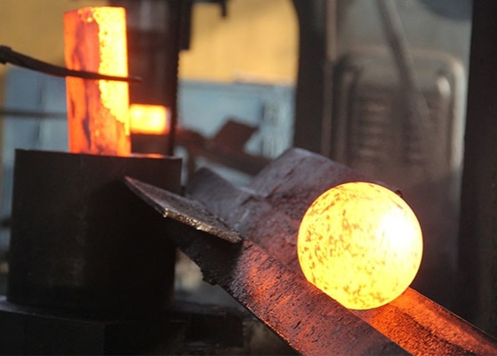 Matériau en acier chrome forgé boules de moulin de meulage de médias pour la machine de meulage de roche sur mesure